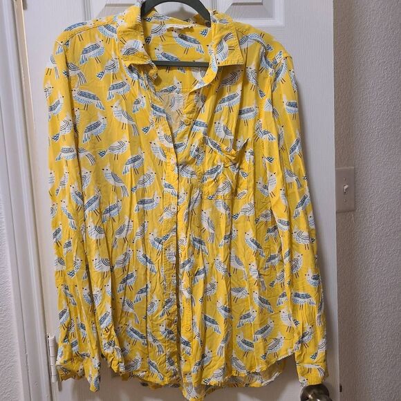 Beach Riot Tops - Beach lunch lounge bird blouse button up